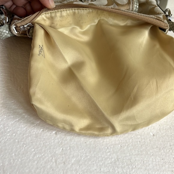 Coach tan signature C crossbody bag - Picture 14 of 15